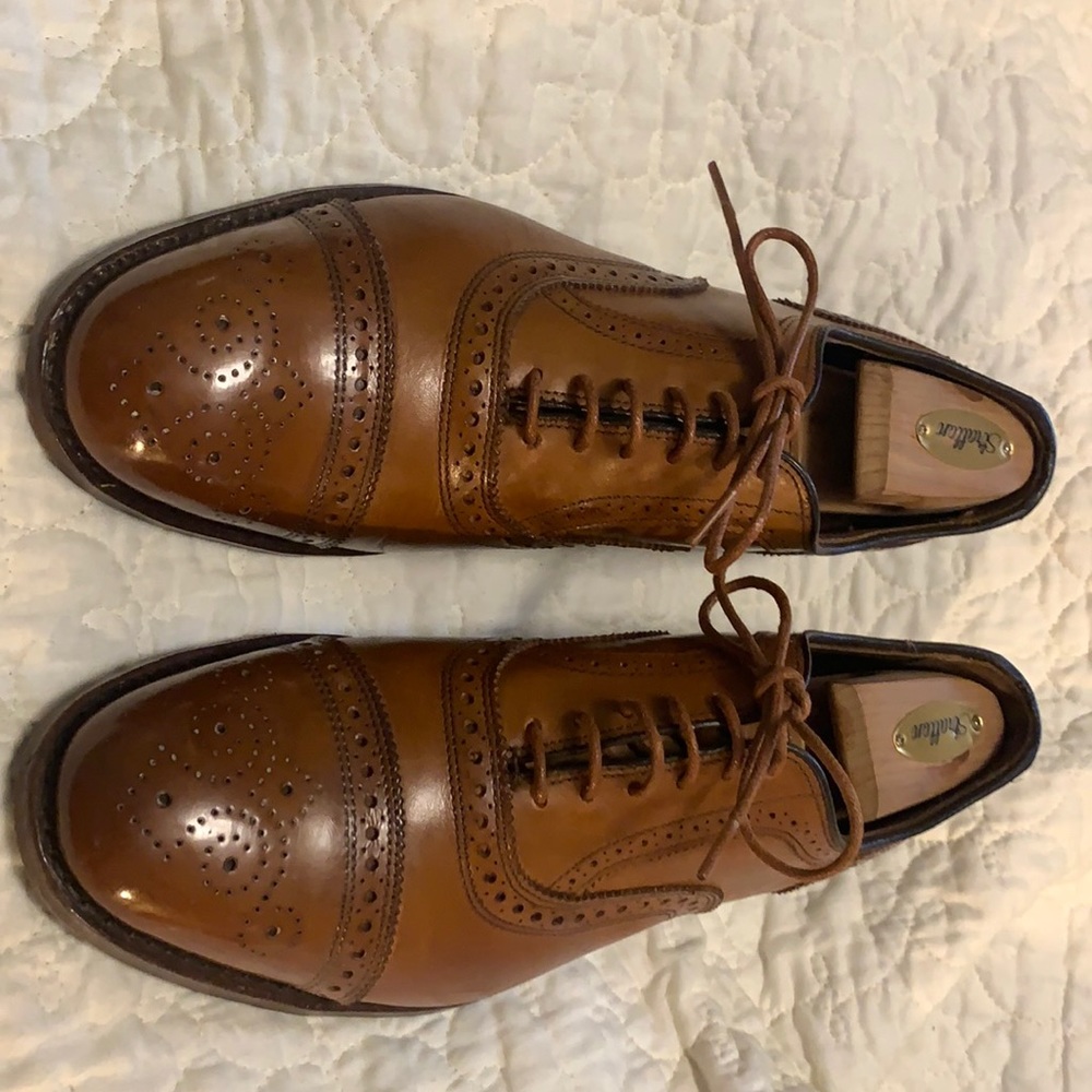 Allen Edmonds strands
